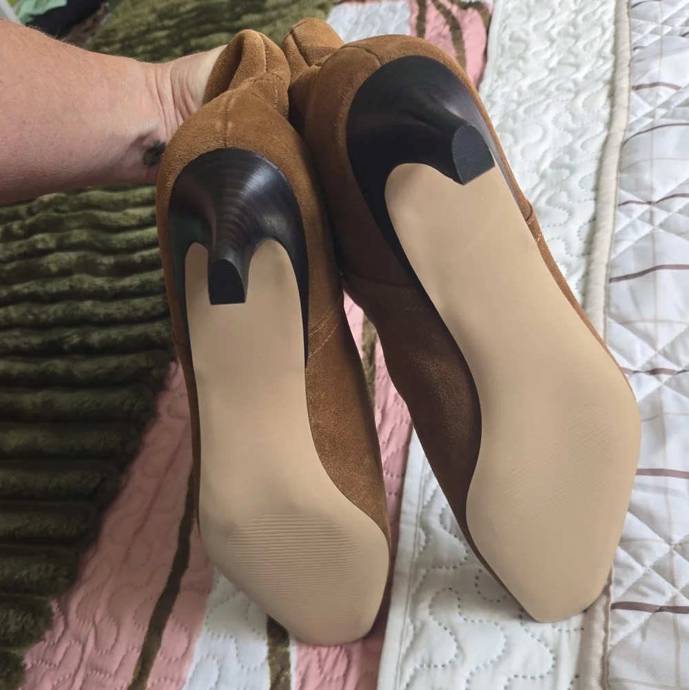 Nordstrom Chestnut Suede Pointed-Toe Ankle Boot - Picture 8 of 8